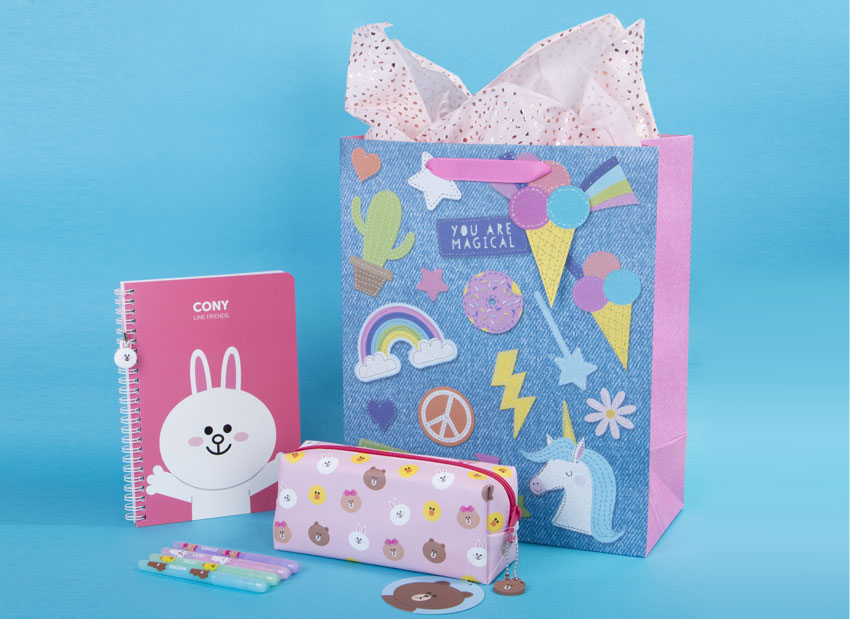 Kids stationery with bag